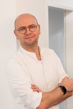 Florian TheraVira